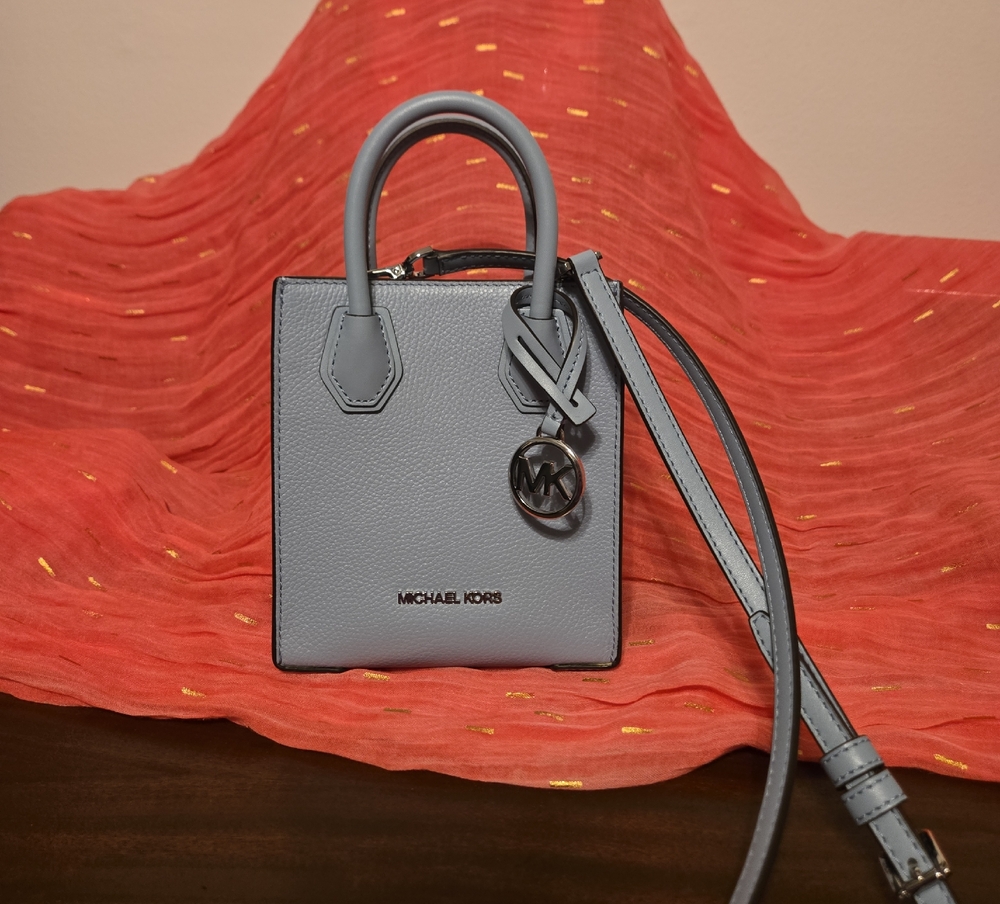 Michael Kors Mini Bag in Light Gray